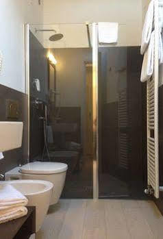 Pensión Design 2*